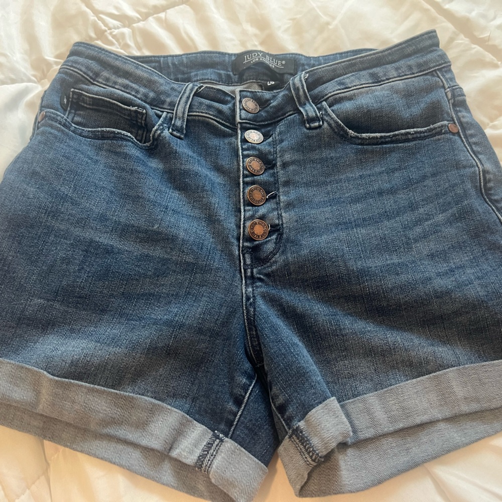 Judy Blue Women's Button Fly Raw Hem High Rise Denim Shorts LB3 Dark Wash Medium